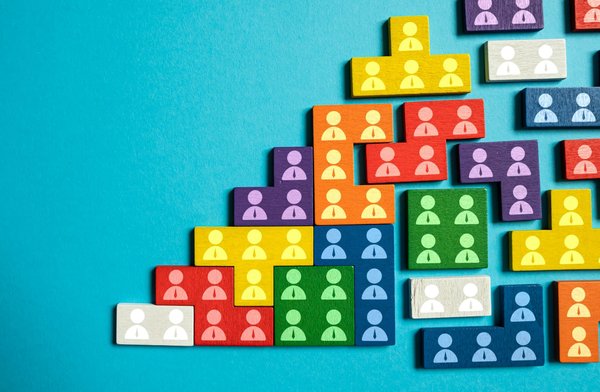 Quelles sont les meilleures pratiques pour les entreprises de services de traduction souhaitant se développer à l'international ?